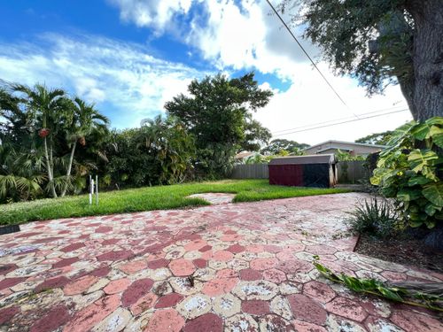 2448 Sw 42nd Ter, Fort Lauderdale, FL, 33317-6622 | Card Image