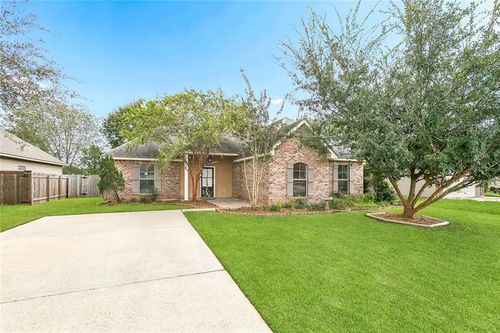 41807 Snowball Cir, Ponchatoula, LA, 70454-8475 | Card Image