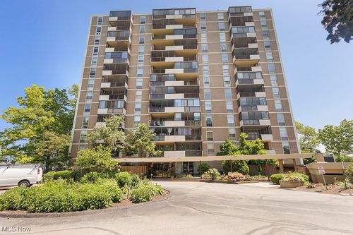 apt-28-25801 Lake Shore Blvd, Euclid, OH, 44132-1120 | Card Image