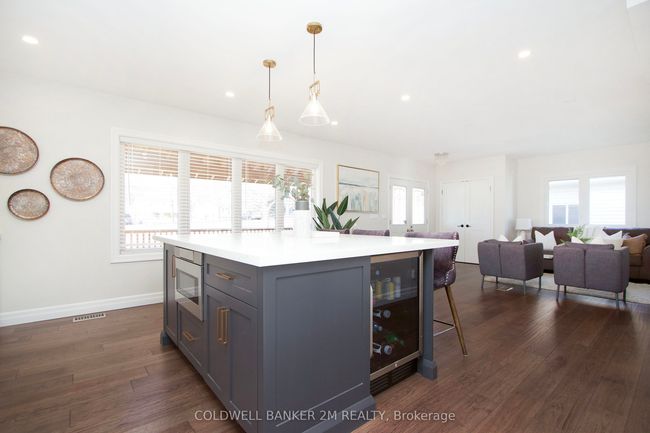 37 Bradley Blvd, House other with 6 bedrooms, 5 bathrooms and 10 parking in Hampton ON | Image 6