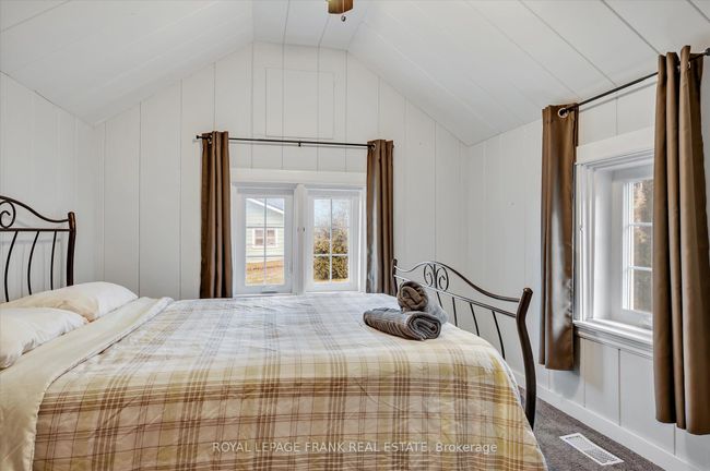 798 Simcoe St, House other with 3 bedrooms, 1 bathrooms and 4 parking in Bridgenorth ON | Image 21