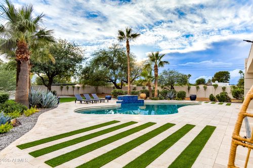 6403 E Gold Dust Ave, Paradise Valley, AZ, 85253-1334 | Card Image