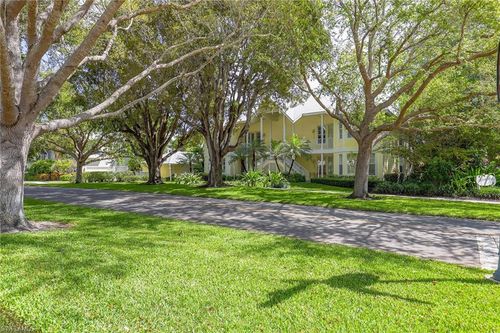 101-281 4th St, Naples, FL, 34102-6316 | Card Image