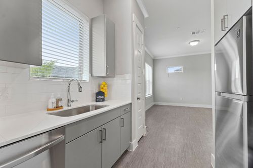 unit-411-476 Suffield Dr, Buda, TX, 78610-1029 | Card Image