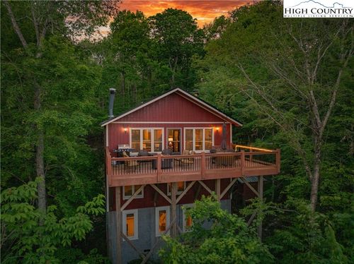 103 Staghorn Hollow Rd, Beech Mountain, NC, 28604-8218 | Card Image