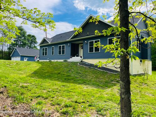 685 Sandy Plains Road, Athens, NY, 12015 | Card Image