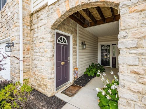 4969 Ivyvine Blvd, Dublin, OH, 43016-7175 | Card Image