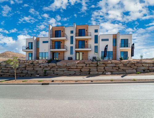 73-2781 W Silver Cholla Ln, St George, UT, 84770-1475 | Card Image