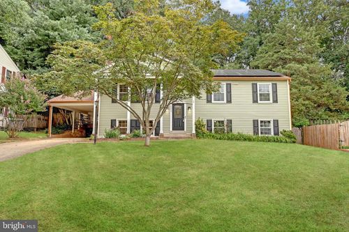 6813 Lamp Post Ln, ALEXANDRIA, VA, 22306-1321 | Card Image