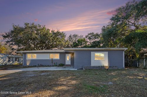 809 Espanola Way, MELBOURNE, FL, 32901 | Card Image