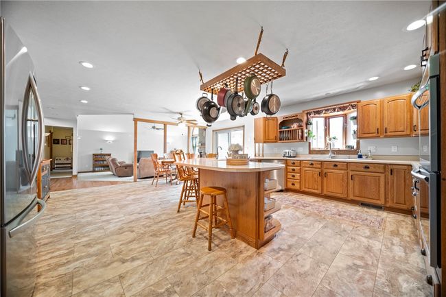 18989 Gospel Hill Rd, House other with 4 bedrooms, 4 bathrooms and 2 parking in Saegertown PA | Image 7