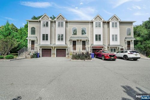 97 Mine Hill Rd, Hackettstown, NJ, 07840-2654 | Card Image