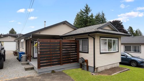 31573 Lombard Ave, Abbotsford, BC, V2T6M6 | Card Image
