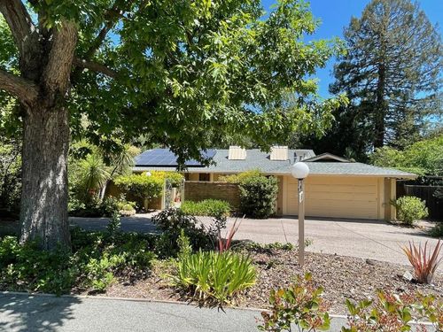 843 Sonoma Ter, Stanford, CA, 94305-1024 | Card Image