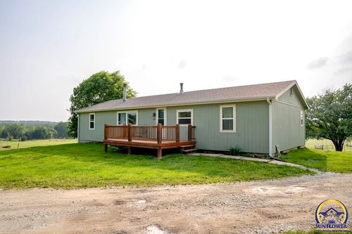 10769 X Rd, Meriden, KS, 66512-9448 | Card Image