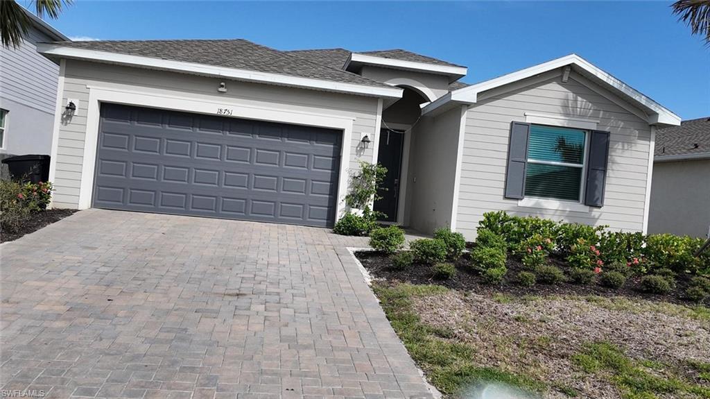 Residential Lease in NORTH FORT MYERS