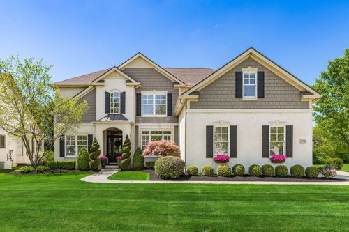 4556 Hickory Rock Dr, Powell, OH, 43065-7315 | Card Image