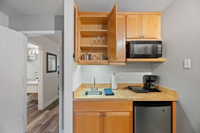 140 - 180 Vista Ln, Condo with 1 bedrooms, 1 bathrooms and null parking in Bigfork MT | Image 21