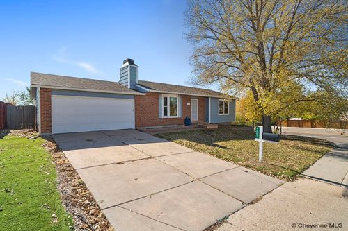 4001 Magnolia Dr, Cheyenne, WY, 82009 | Card Image