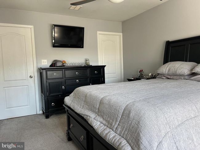 39 Shellflower Rd, House other with 5 bedrooms, 3 bathrooms and null parking in LEVITTOWN PA | Image 37