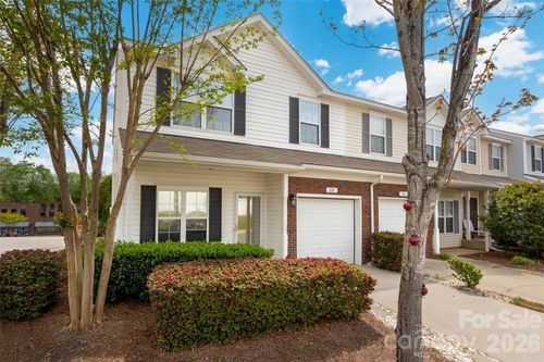 228 Tail Race Ln, Fort Mill, SC, 29715-6472 | Card Image