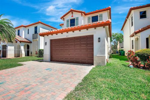 9135 Sw 36th Mnr, Miramar, FL, 33025-7966 | Card Image