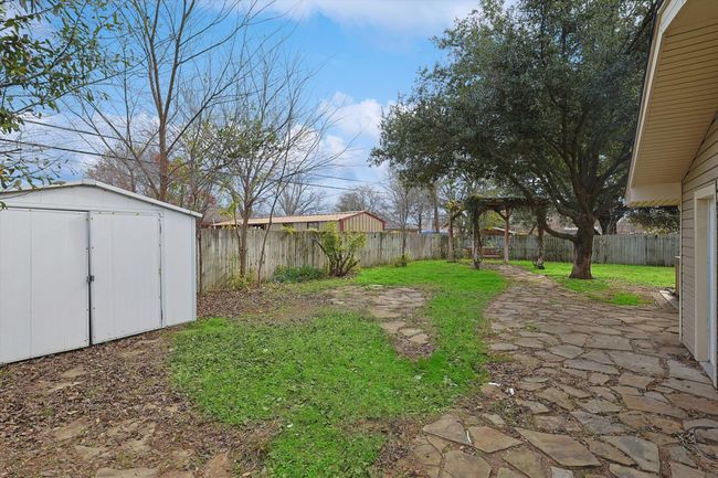1016 Cavender Dr, House other with 4 bedrooms, 2 bathrooms and null parking in Hurst TX | Image 30