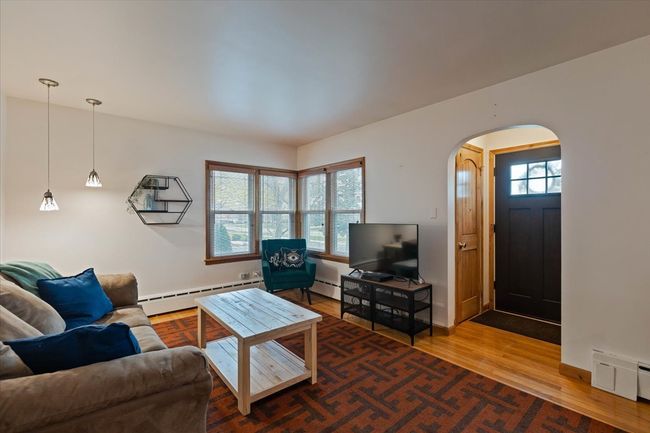 418 Bonnie Brae Ave, House other with 2 bedrooms, 2 bathrooms and 1 parking in Itasca IL | Image 8