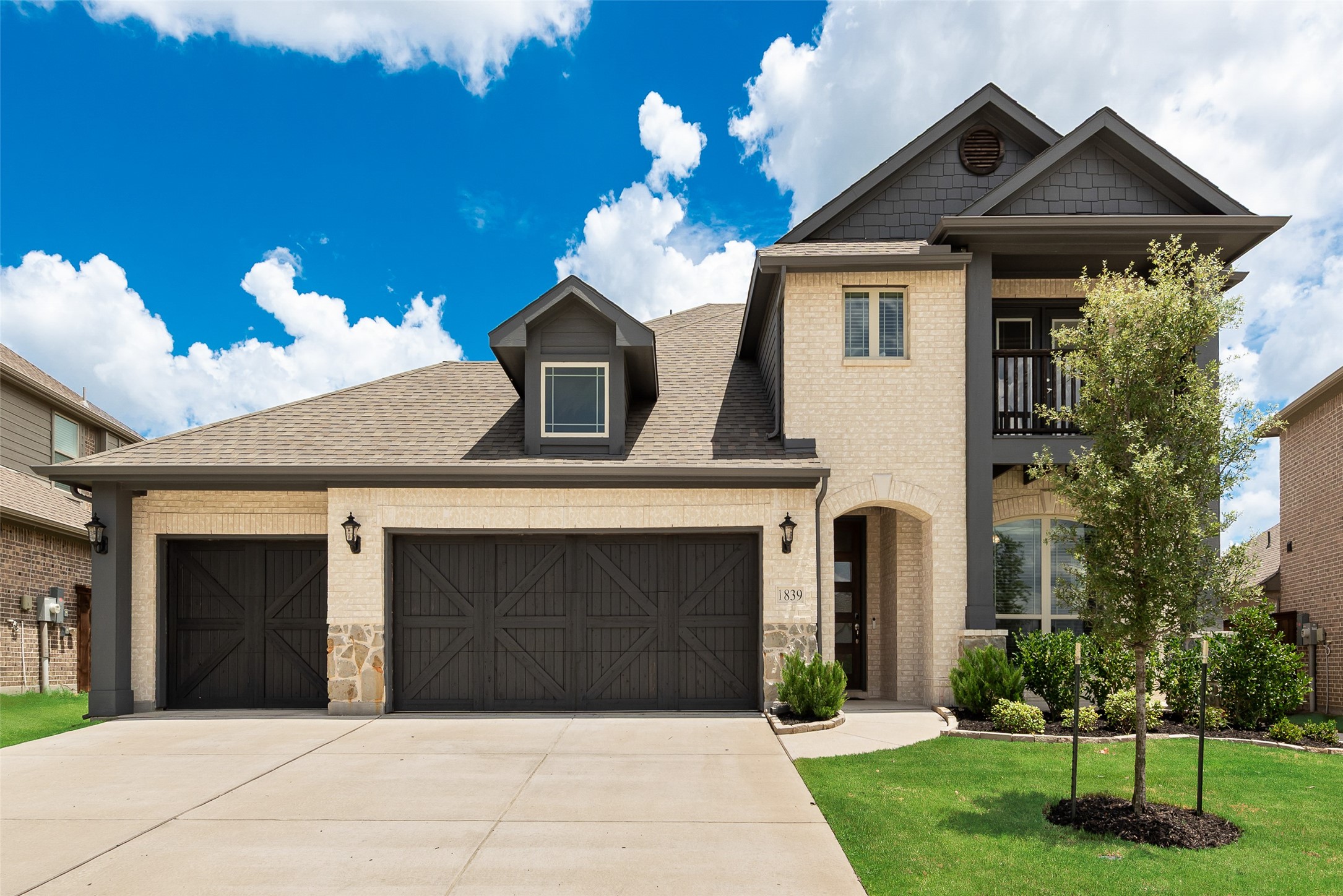 Residential in McLendon Chisholm 2