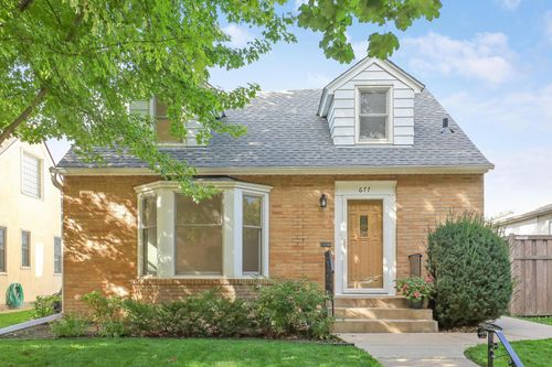 677 Wilder St S, Saint Paul, MN, 55116-1232 | Card Image