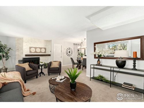 1464 Capulin Dr, Loveland, CO, 80538-2487 | Card Image