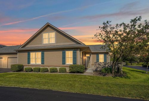 6566 Lakeview Cir, Canal Winchester, OH, 43110-1254 | Card Image