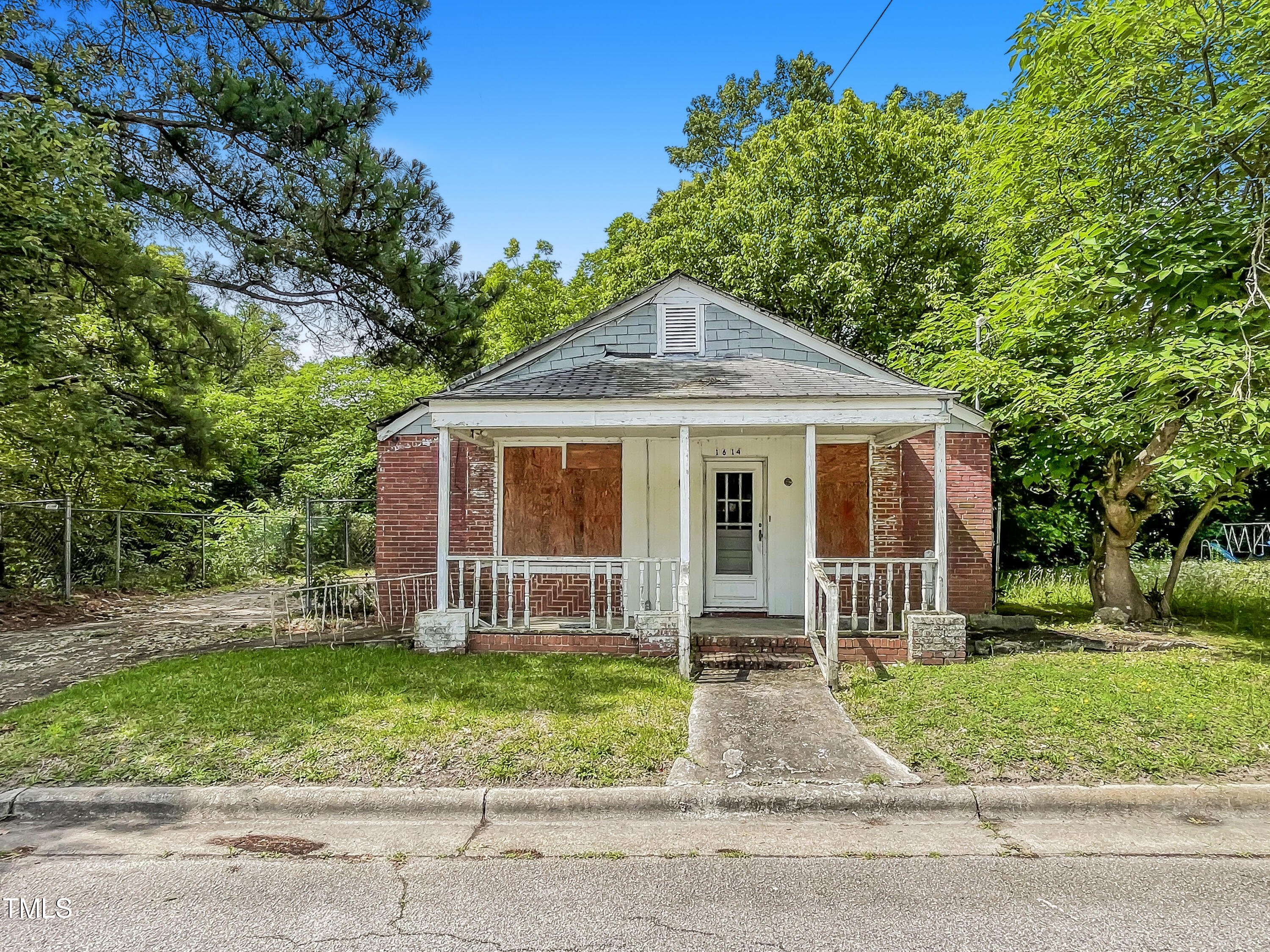 Queen St, Wilson, NC 27893