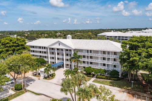 apt-206-2441 Village Blvd, West Palm Beach, FL, 33409-7365 | Card Image