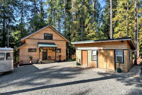 1341 E Saint Andrews Dr N, Shelton, WA, 98584-8506 | Card Image