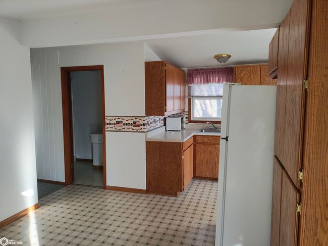 32669 Walnut Ave, Home with 3 bedrooms, 3 bathrooms and 2 parking in Coon Rapids IA | Image 30