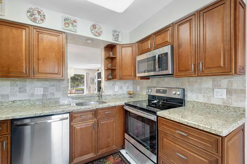 apt-306-7286 Huntington Ln, Delray Beach, FL, 33446-2925 | Card Image