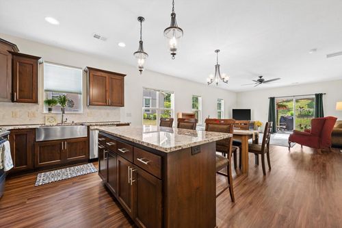 870 Bridlewood Drive, Hartford, WI, 53027 | Card Image