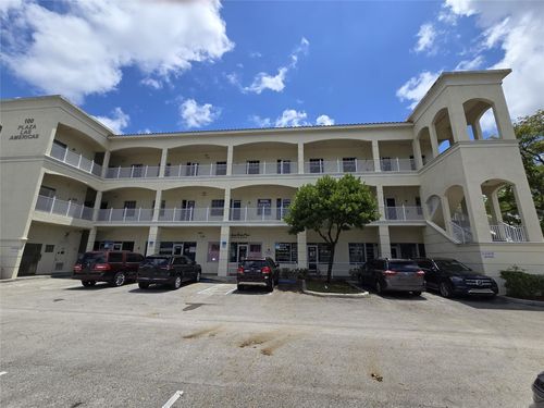 ste-203b-100 N State Road 7, Margate, FL, 33063-4528 | Card Image