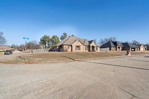 10401 Se 23rd St, Midwest City, OK, 73130-7639 | Card Image