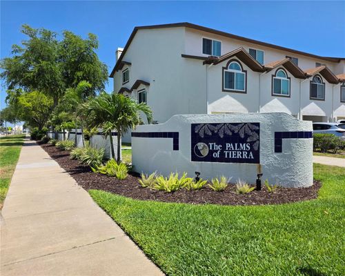 391 Madeira Cir, TIERRA VERDE, FL, 33715-1986 | Card Image