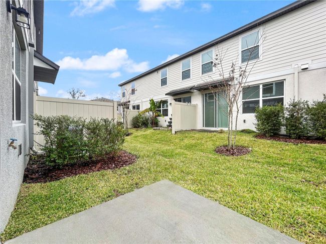 2764 Emory Sound Pl, Townhouse with 3 bedrooms, 3 bathrooms and null parking in BRANDON FL | Image 37
