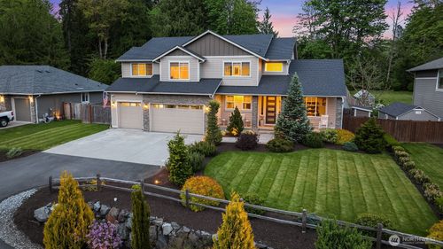 11433 211th Ave Se, Snohomish, WA, 98290-7128 | Card Image