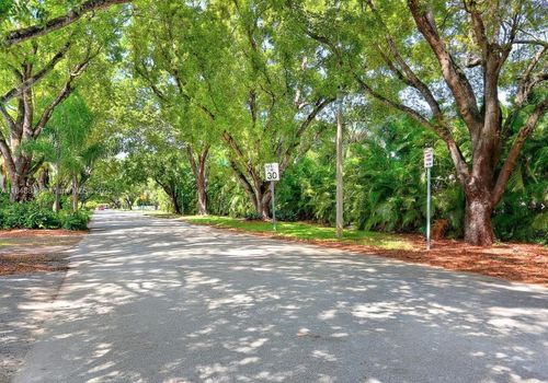 apt-7-1239 Mariposa Ave, Coral Gables, FL, 33146-3258 | Card Image