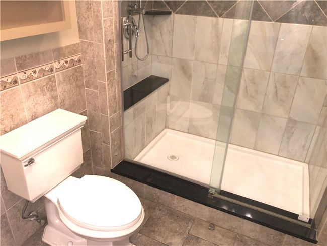 UNIT-10 - 211 Adams Pointe Blvd, Condo with 2 bedrooms, 2 bathrooms and 2 parking in Mars PA | Image 15