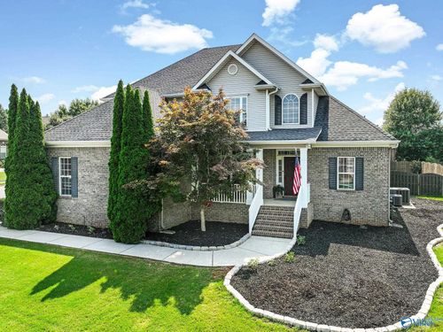 200 Overbrook Dr, Madison, AL, 35758-6110 | Card Image