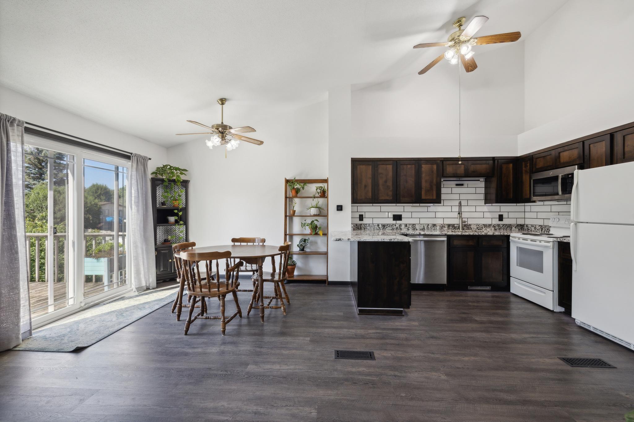 County Road H2 , Saint Paul, MN 55112