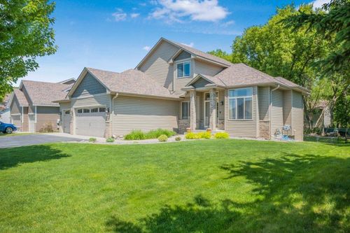 9918 Kiwi Ave N, Brooklyn Park, MN, 55443-1831 | Card Image