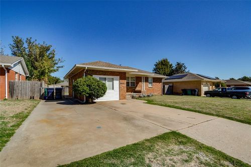 3813 Nw 56th Pl, Oklahoma City, OK, 73112-2005 | Card Image