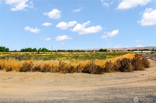 18-0 State Route 281 N, Quincy, WA, 98848 | Card Image